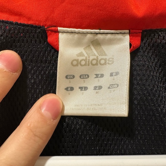 ADIDAS rain jacket - Picture 3 of 4